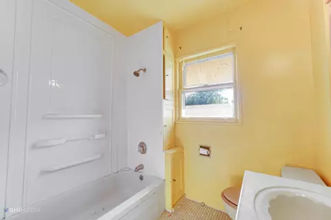203 Taney St, Gary, IN 46404 photo 15