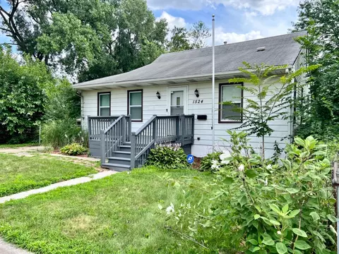 1524 174th Pl, Hammond, IN 46324 photo 2
