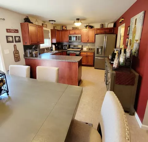 11 San Fernando Dr, Hebron, IN 46341 photo 7