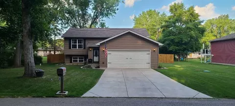 11 San Fernando Dr, Hebron, IN 46341 photo 2