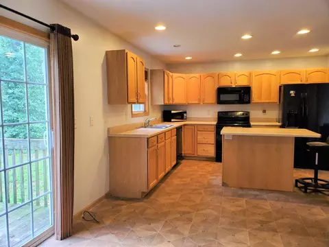 10445 Chevette Dr, Wheatfield, IN 46392 photo 8