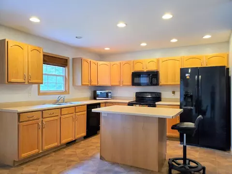 10445 Chevette Dr, Wheatfield, IN 46392 photo 7