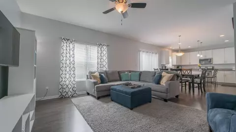 13208 Mckinley Pl, Crown Point, IN 46307 photo 3