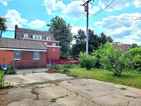 669 Buchanan St, Gary, IN 46402 photo 24