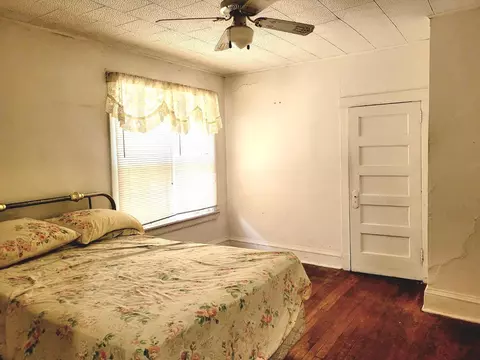 669 Buchanan St, Gary, IN 46402 photo 13