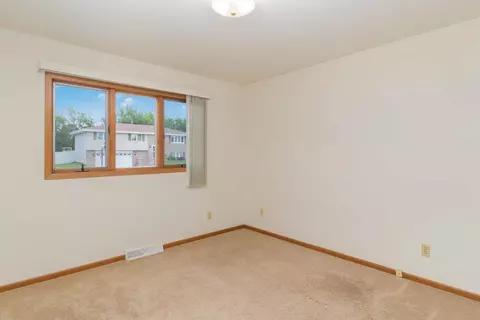 2702 Morningside Dr, Crown Point, IN 46307 photo 12