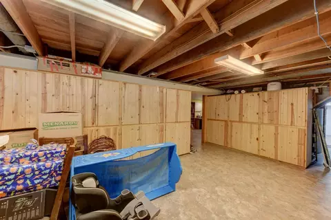 8216 Howard Ave, Munster, IN 46321 photo 17