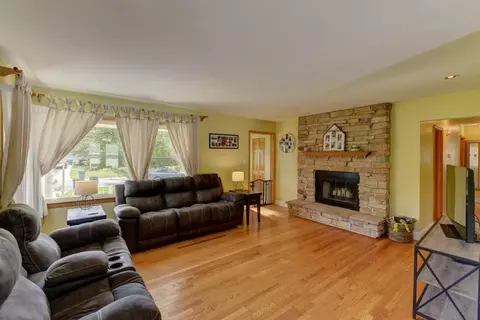 8216 Howard Ave, Munster, IN 46321 photo 5