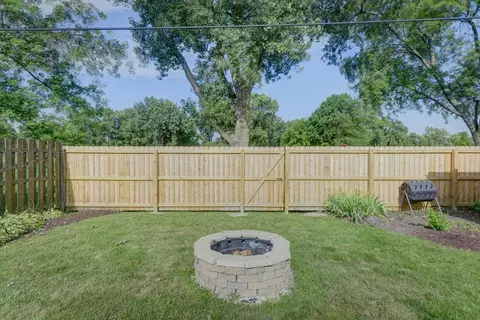 8216 Howard Ave, Munster, IN 46321 photo 27