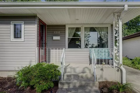 8216 Howard Ave, Munster, IN 46321 photo 2