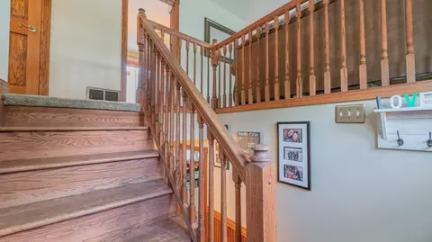 52 Willow Cir, Hebron, IN 46341 photo 3