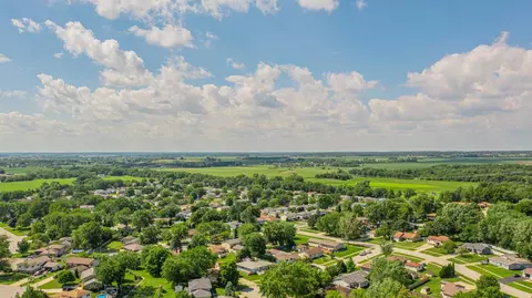52 Willow Cir, Hebron, IN 46341 photo 31