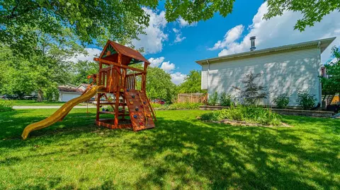 52 Willow Cir, Hebron, IN 46341 photo 28
