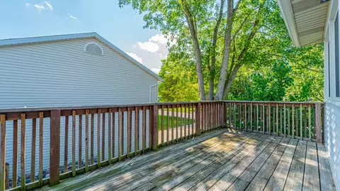52 Willow Cir, Hebron, IN 46341 photo 22