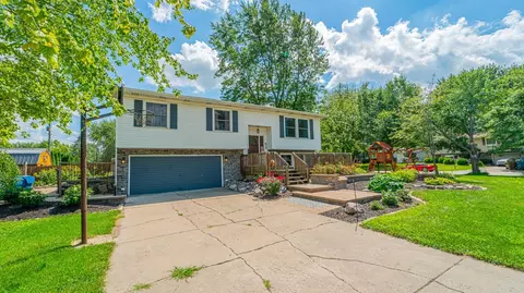 52 Willow Cir, Hebron, IN 46341 photo 33