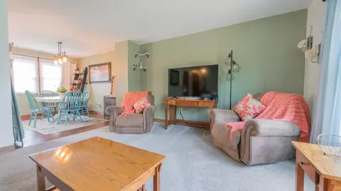 52 Willow Cir, Hebron, IN 46341 photo 10