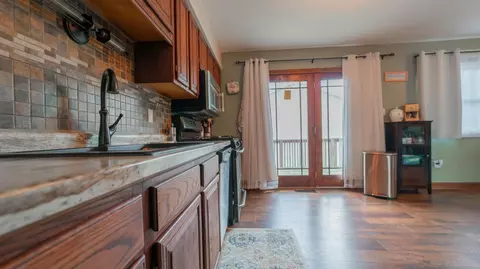 52 Willow Cir, Hebron, IN 46341 photo 4