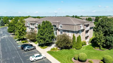 505 Swan Dr #2-B, Dyer, IN 46311 photo 1