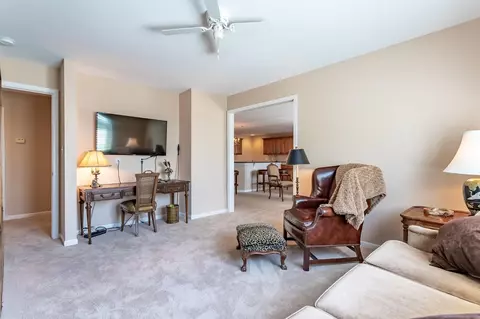 505 Swan Dr #2-B, Dyer, IN 46311 photo 17