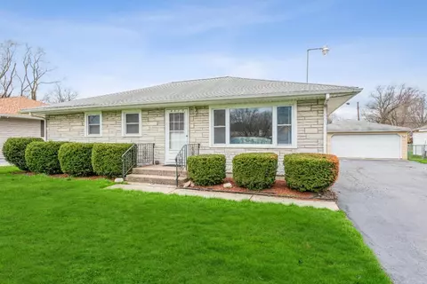 4520 Ralston Pl, Griffith, IN 46319 photo 1