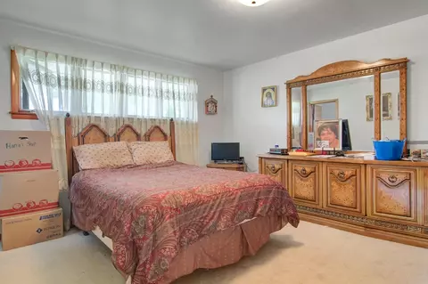 3636 Boulevard Dr, Highland, IN 46322 photo 6