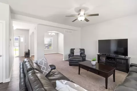 9 Switchgrass Dr, Valparaiso, IN 46383 photo 7
