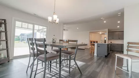 10667 Brookhaven, Saint John, IN 46373 photo 15