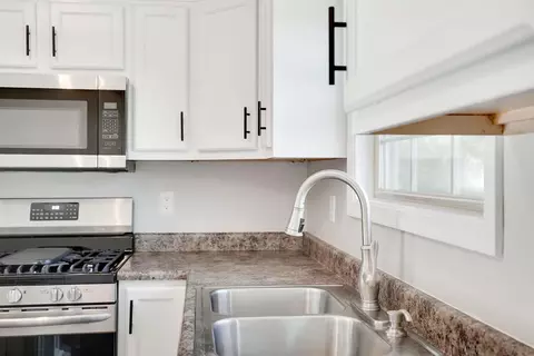 98 N Broadway St, Wheatfield, IN 46392 photo 10