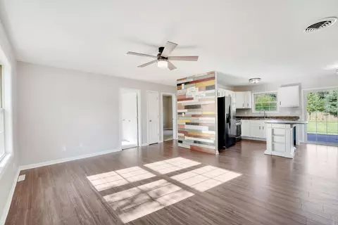 98 N Broadway St, Wheatfield, IN 46392 photo 6