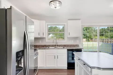 98 N Broadway St, Wheatfield, IN 46392 photo 9