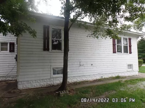 301 S Henry St, Gary, IN 46403 photo 2