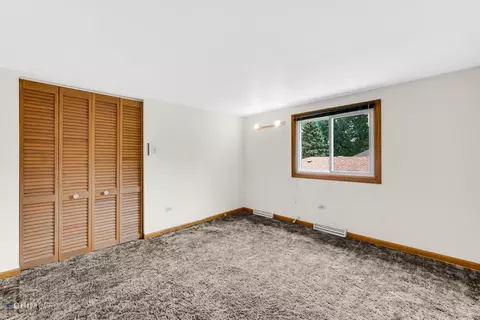 18031 Lorenz Ave, Lansing, IL 60438 photo 14