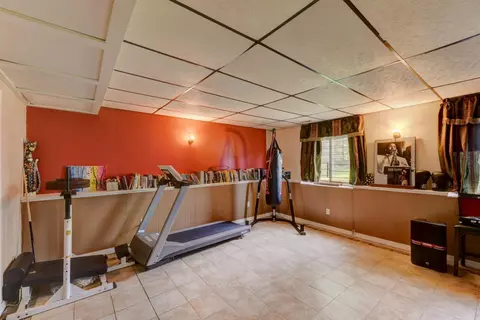 2450 Marshall Pl, Gary, IN 46404 photo 9