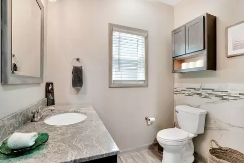 651 N 90, Valparaiso, IN 46383 photo 8