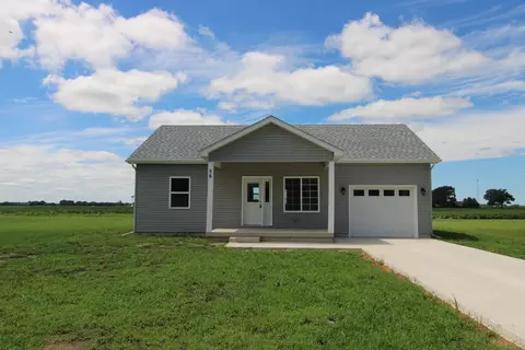 56 S Jefferson St, Hamlet, IN 46532 photo 1