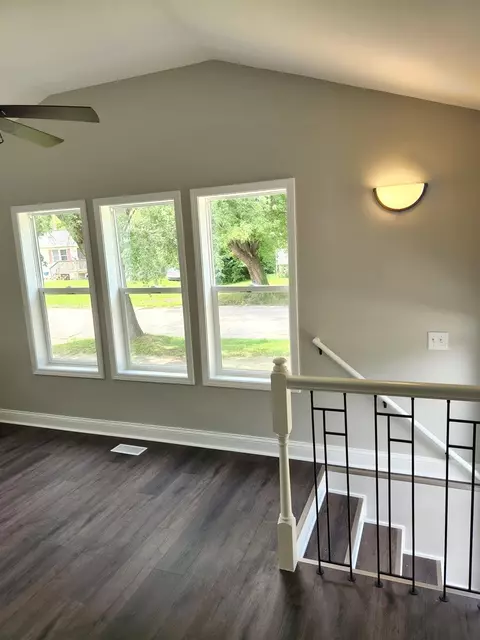 2463 Waite St, Gary, IN 46404 photo 8