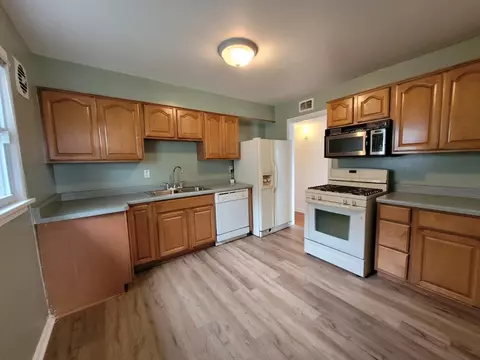 7325 Oak Ave, Gary, IN 46403 photo 8