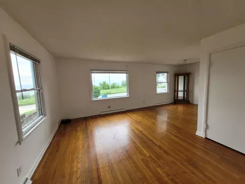7325 Oak Ave, Gary, IN 46403 photo 16