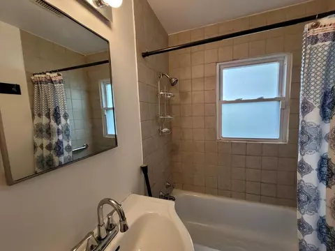 7325 Oak Ave, Gary, IN 46403 photo 25
