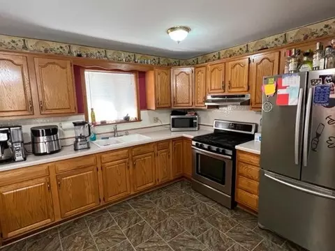 2833 W 40th Pl, Gary, IN 46408 photo 9