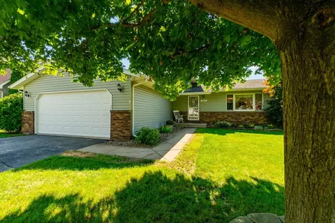 3890 Brookside Dr, Crown Point, IN 46307 photo 2