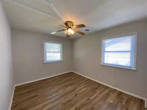 4633 E 6th Pl, Gary, IN 46403 photo 12