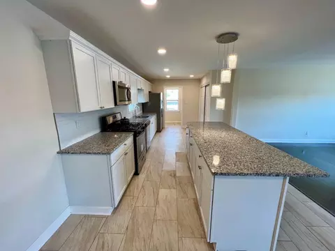 424 W 45th Ave, Gary, IN 46408 photo 8