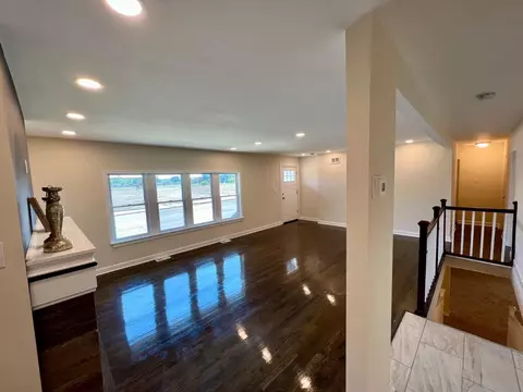 424 W 45th Ave, Gary, IN 46408 photo 5