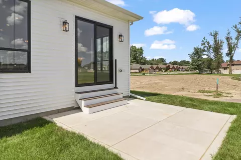 9531 Hook St, Highland, IN 46322 photo 5