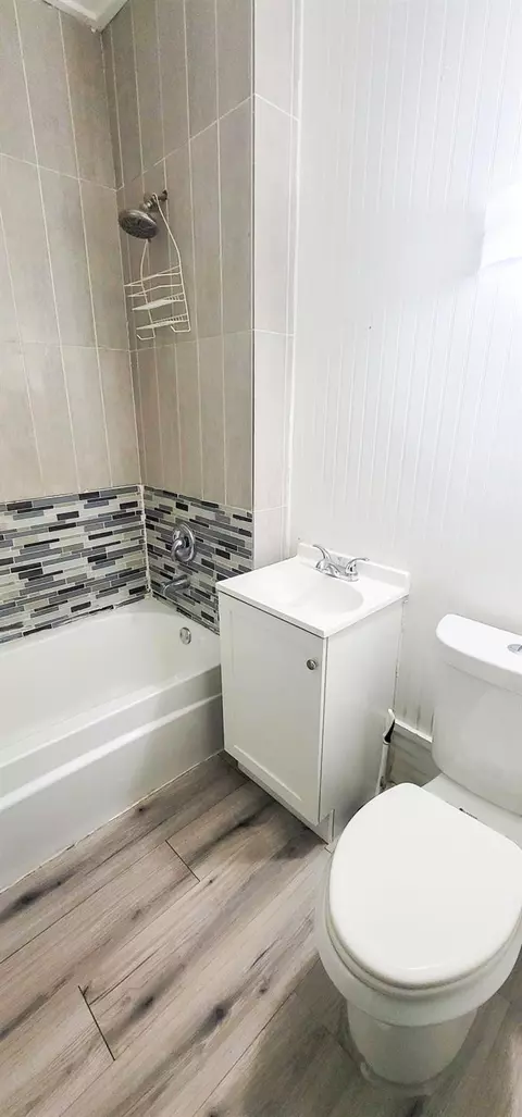 4428 Washington St, Gary, IN 46408 photo 5