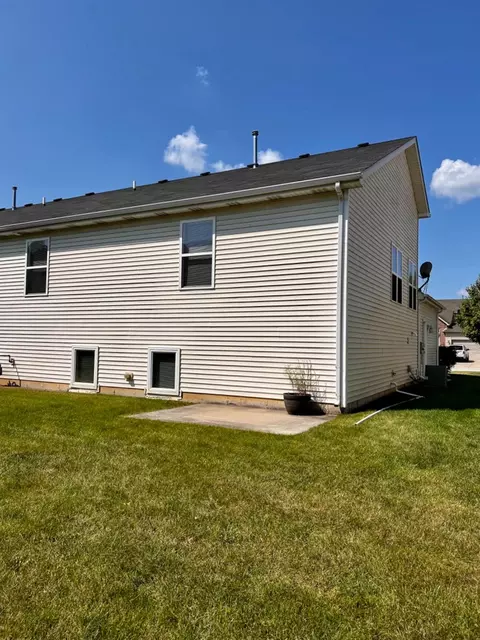 11221 Pike Pl, Winfield, IN 46307 photo 4