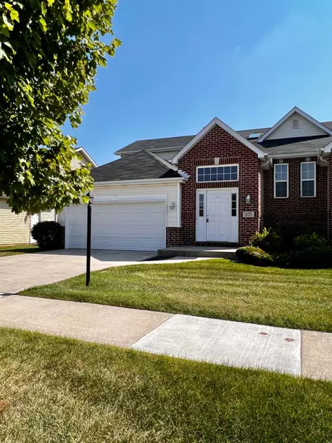 11221 Pike Pl, Winfield, IN 46307 photo 1