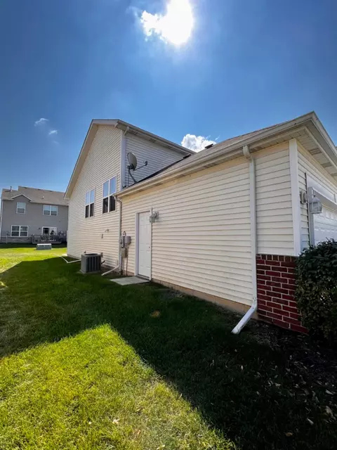11221 Pike Pl, Winfield, IN 46307 photo 3