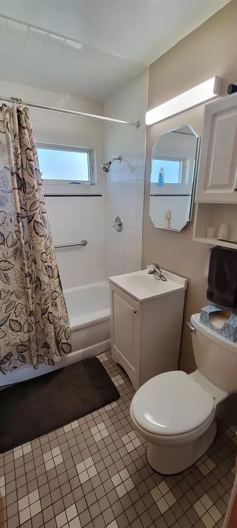 7902 Bertram Ave, Hammond, IN 46324 photo 12